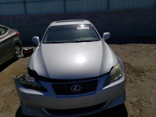 JTHBE262572007327 - 2007 LEXUS IS 350 SILVER photo 5