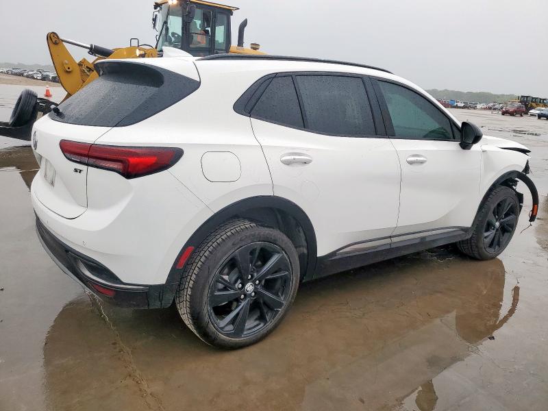 LRBFZNR40ND161711 - 2022 BUICK ENVISION ESSENCE أبيض صورة 3