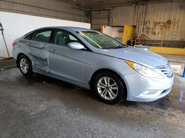 5NPEB4AC7DH544911 - 2013 HYUNDAI SONATA GLS BLUE photo 4