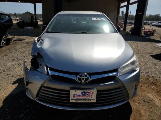 4T1BF1FK4HU717913 - 2017 TOYOTA CAMRY LE SILVER photo 5