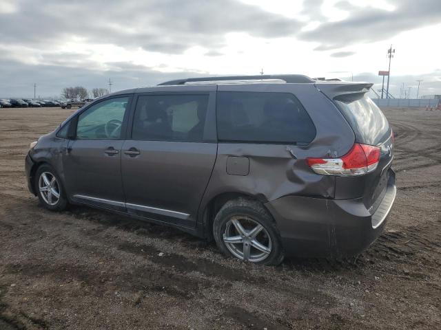 5TDYK3DC9CS226154 - 2012 TOYOTA SIENNA XLE GRAY photo 2