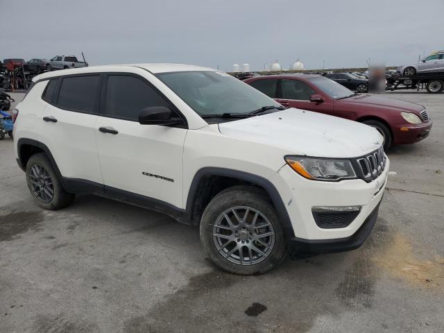 3C4NJDAB8JT136522 - 2018 JEEP COMPASS SPORT WHITE photo 4