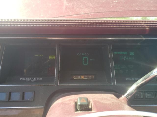 1LNLM81W8RY700135 - 1994 LINCOLN TOWN CAR EXECUTIVE BURGUNDY photo 9