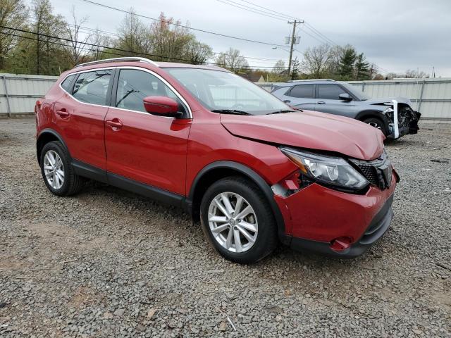 JN1BJ1CRXJW290285 - 2018 NISSAN ROGUE SPOR S RED photo 4