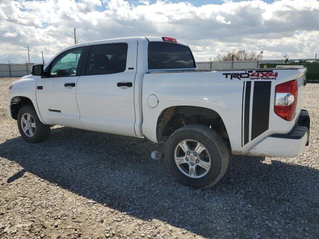 5TFDY5F18FX458859 - 2015 TOYOTA TUNDRA CREWMAX SR5 WHITE photo 2