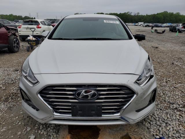 5NPE24AF5JH695056 - 2018 HYUNDAI SONATA SE SILVER photo 5