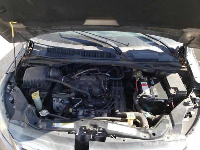 2V4RW4D13AR388046 - 2010 VOLKSWAGEN ROUTAN S GRAY photo 12