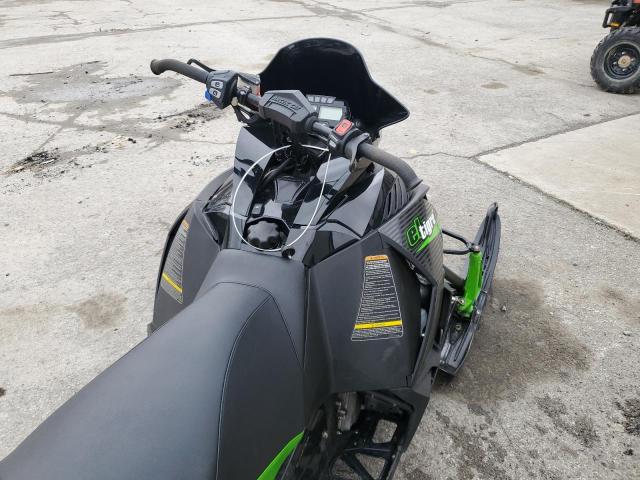 4UF15SNW0FT101926 - 2015 ARCTIC CAT SNOWMOBILE TWO TONE photo 5