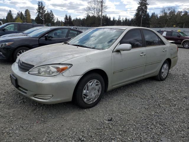 JTDBE32K120084715 - 2002 TOYOTA CAMRY LE SILVER photo 1