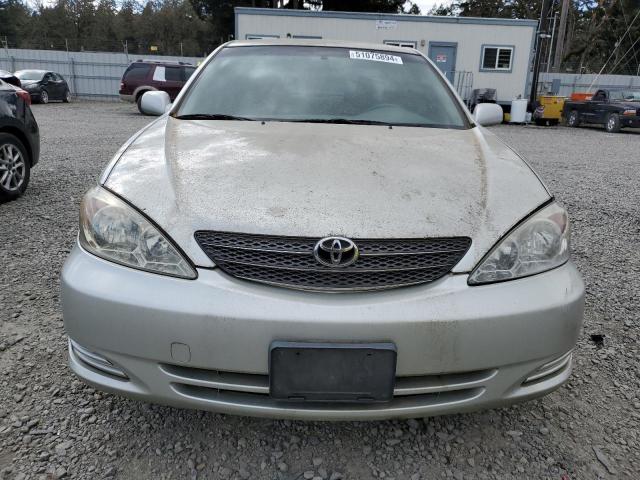 JTDBE32K120084715 - 2002 TOYOTA CAMRY LE SILVER photo 5