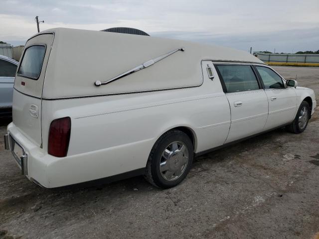 1GEEH90Y4YU500439 - 2000 CADILLAC PROFESSION WHITE photo 3