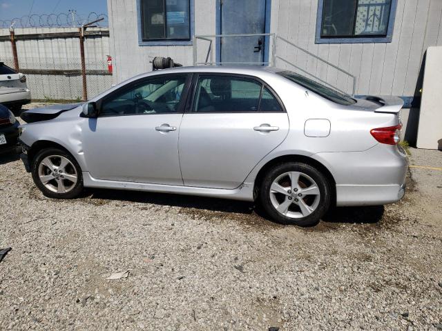 2T1BU4EE1BC647198 - 2011 TOYOTA COROLLA BASE SILVER photo 2