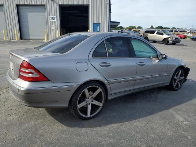 WDBRF56J56F753286 - 2006 MERCEDES-BENZ C 350 SILVER photo 3