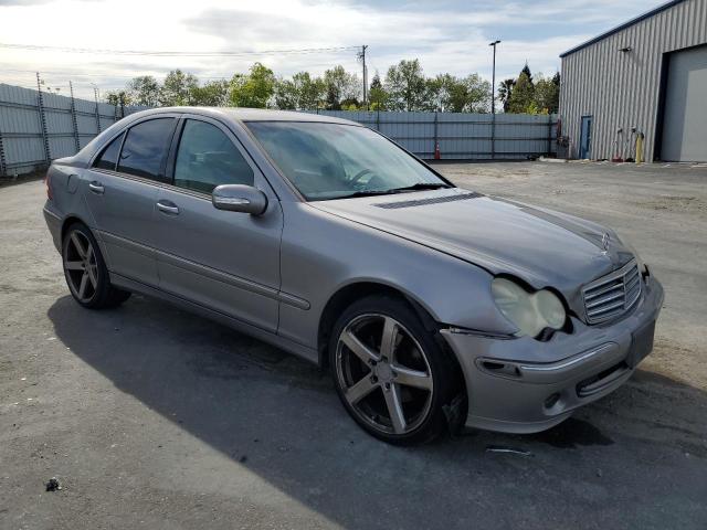 WDBRF56J56F753286 - 2006 MERCEDES-BENZ C 350 SILVER photo 4