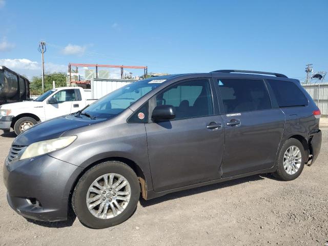 2012 TOYOTA SIENNA XLE, 