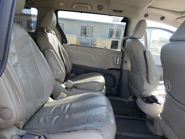 5TDYK3DCXCS182617 - 2012 TOYOTA SIENNA XLE CHARCOAL photo 11