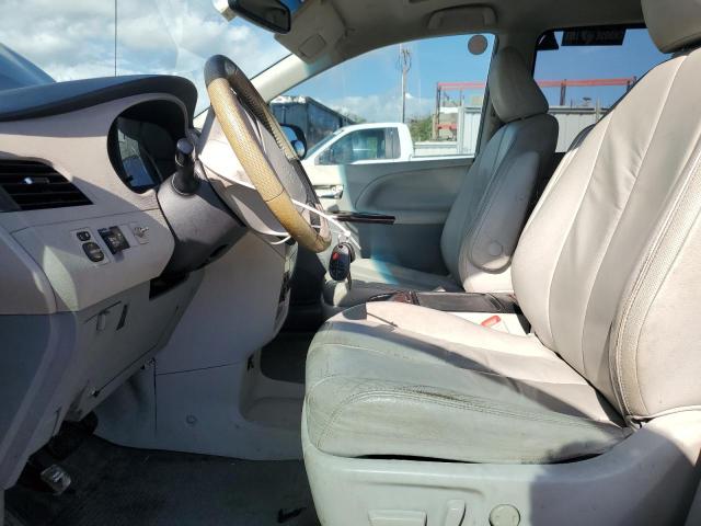 5TDYK3DCXCS182617 - 2012 TOYOTA SIENNA XLE CHARCOAL photo 7