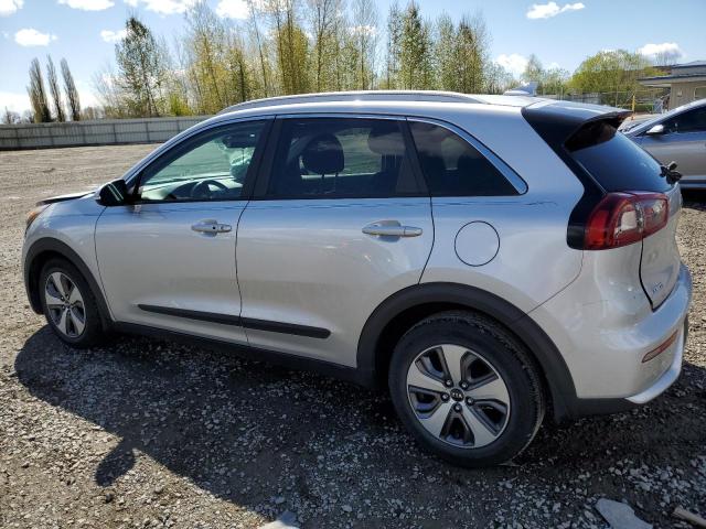 KNDCC3LC6H5072315 - 2017 KIA NIRO EX SILVER photo 2