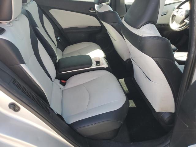 JTDKARFP0H3011024 - 2017 TOYOTA PRIUS PRIM ვერცხლისფერი ფოტო 10