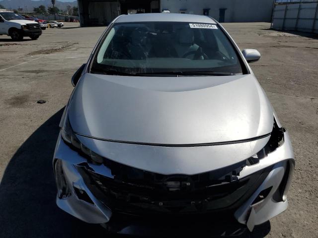 JTDKARFP0H3011024 - 2017 TOYOTA PRIUS PRIM ვერცხლისფერი ფოტო 5