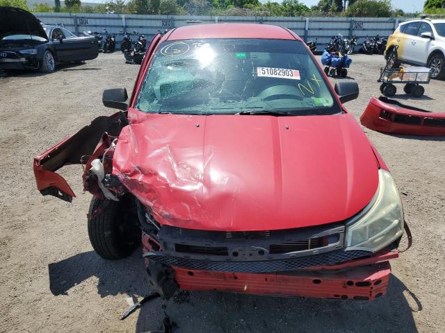 1FAHP34N98W287097 - 2008 FORD FOCUS S/SE RED photo 5