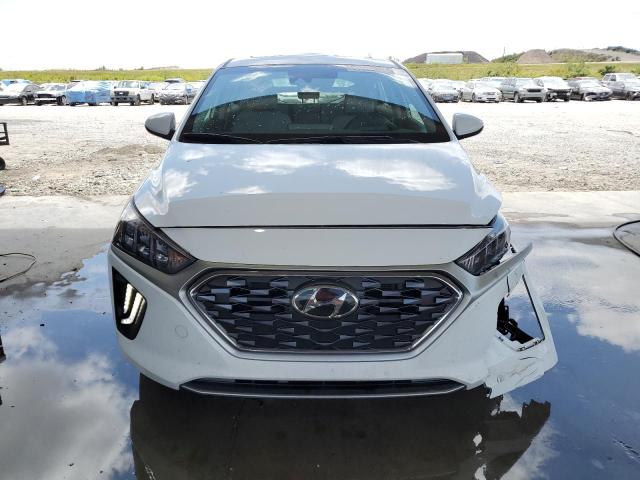 KMHC85LC7MU257014 - 2021 HYUNDAI IONIQ SEL WHITE photo 5