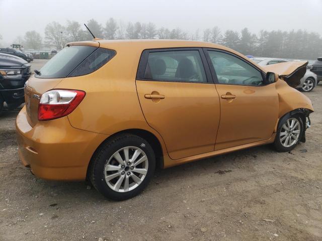 2T1KU4EE8AC270402 - 2010 TOYOTA COROLLA MA ORANGE photo 3