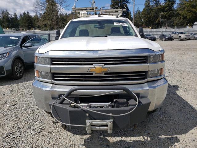 1GC0KUEG6FZ518223 - 2015 CHEVROLET SILVERADO K2500 HEAVY DUTY WHITE photo 5