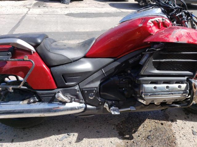 JH2SC6800FK100028 - 2015 HONDA GL1800 C RED photo 5