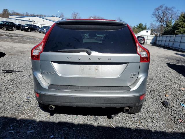 YV4902DZ5B2147768 - 2011 VOLVO XC60 T6 SILVER photo 6