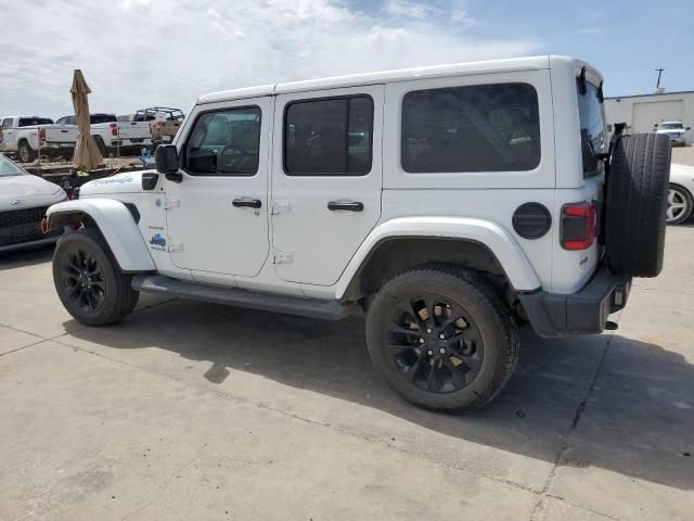 1C4JJXP68MW704678 - 2021 JEEP WRANGLER U SAHARA 4XE WHITE photo 2