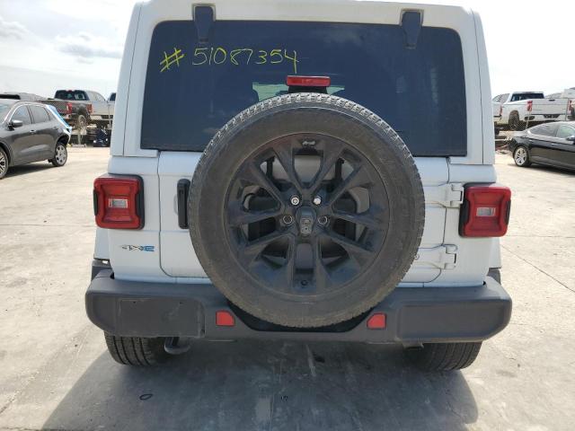 1C4JJXP68MW704678 - 2021 JEEP WRANGLER U SAHARA 4XE WHITE photo 6