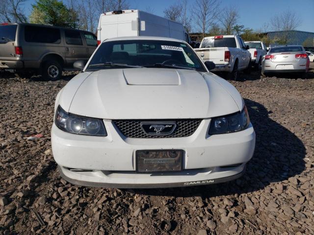 1FAFP406X4F218831 - 2004 FORD MUSTANG WHITE photo 5