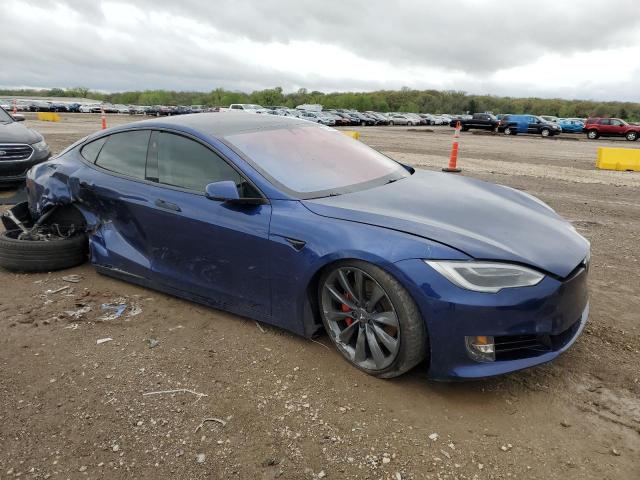 5YJSA1E2XHF210673 - 2017 TESLA MODEL S ლურჯი ფოტო 4