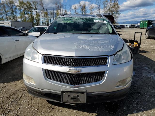 1GNKVJED7BJ359667 - 2011 CHEVROLET TRAVERSE LT SILVER photo 5