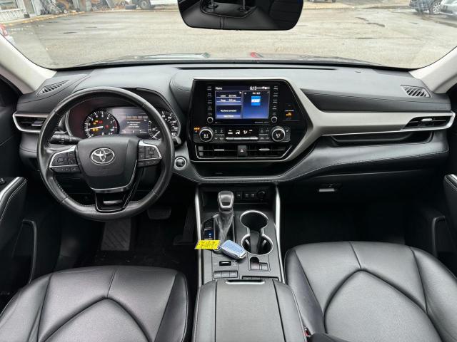 5TDGZRBH2MS537998 - 2021 TOYOTA HIGHLANDER XLE BLUE photo 9