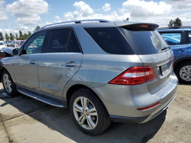 4JGDA5HB9EA359264 - 2014 MERCEDES-BENZ ML 350 4MATIC GRAY photo 2