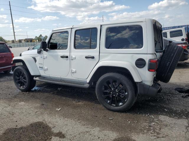 1C4JJXP63MW643546 - 2021 JEEP WRANGLER U SAHARA 4XE WHITE photo 2