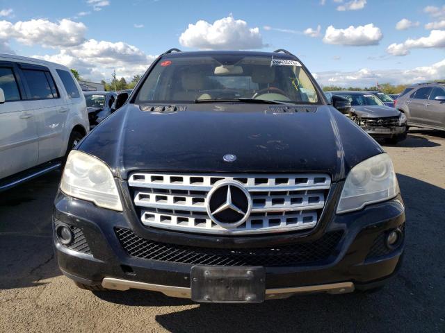 4JGBB8GB4BA695410 - 2011 MERCEDES-BENZ ML 350 4MATIC BLACK photo 5