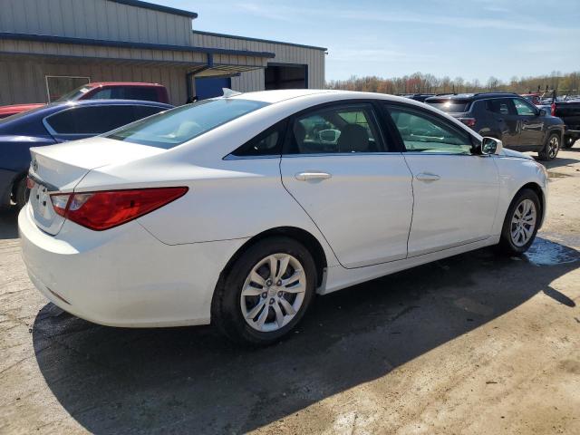 5NPEB4AC9DH534106 - 2013 HYUNDAI SONATA GLS WHITE photo 3