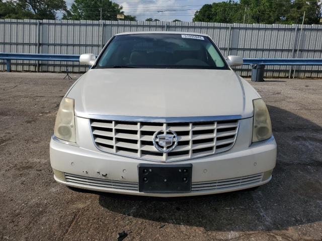 1G6KD579X8U148579 - 2008 CADILLAC DTS WHITE photo 5