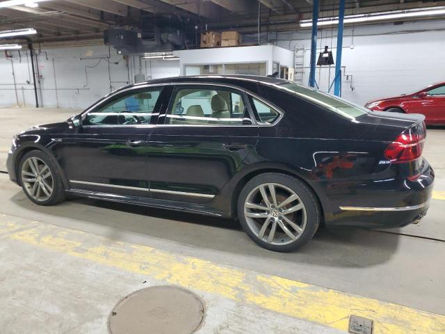 1VWDT7A39HC069156 - 2017 VOLKSWAGEN PASSAT R-LINE შავი ფოტო 2