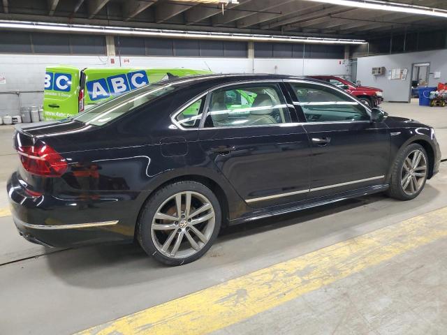 1VWDT7A39HC069156 - 2017 VOLKSWAGEN PASSAT R-LINE შავი ფოტო 3