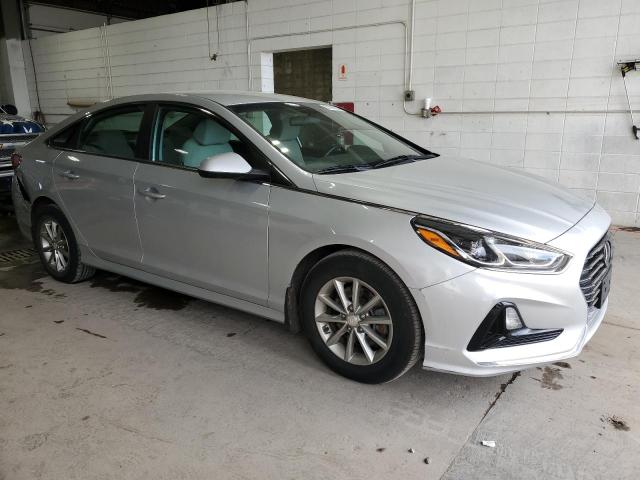 5NPE24AF9JH709430 - 2018 HYUNDAI SONATA SE SILVER photo 4