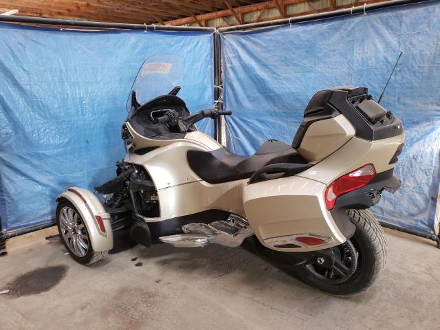 2BXNBDD27JV000272 - 2018 CAN-AM SPYDER ROA RT BEIGE photo 3