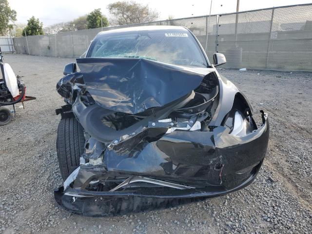 7SAYGDEE9RF119497 - 2024 TESLA MODEL Y 黑色 照片 5