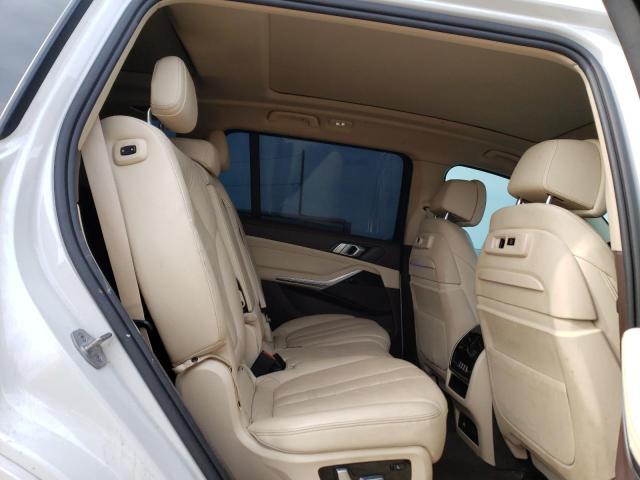 5UXCW2C58KL083854 - 2019 BMW X7 XDRIVE40I WHITE photo 10