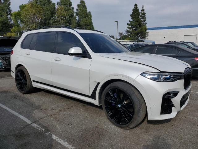 5UXCX6C03LLE35512 - 2020 BMW X7 M50I WHITE photo 4