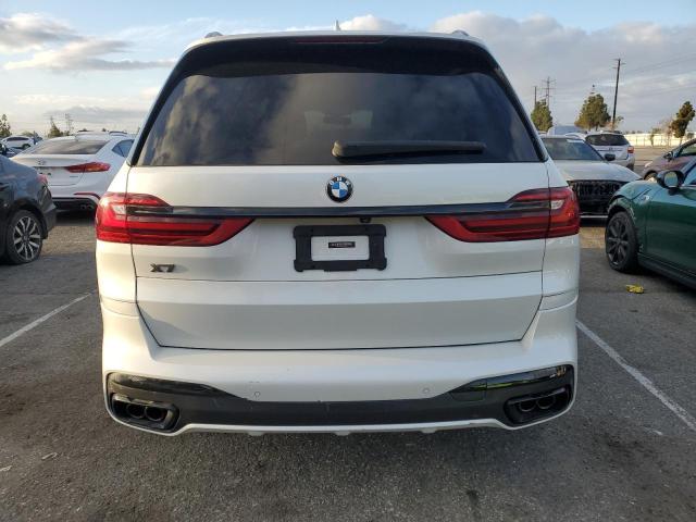 5UXCX6C03LLE35512 - 2020 BMW X7 M50I WHITE photo 6