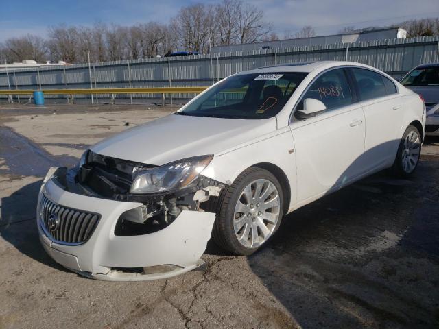 W04G15GV2B1103387 - 2011 BUICK REGAL CXL WHITE photo 2